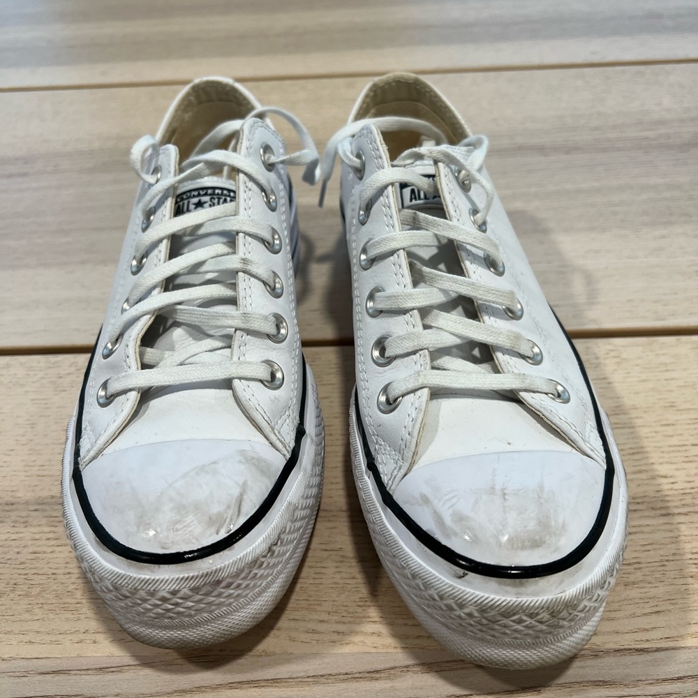 Converse- Chuck Taylor All Star Lift Platform Leather in White